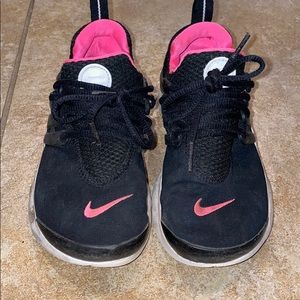 Nike girls shoes